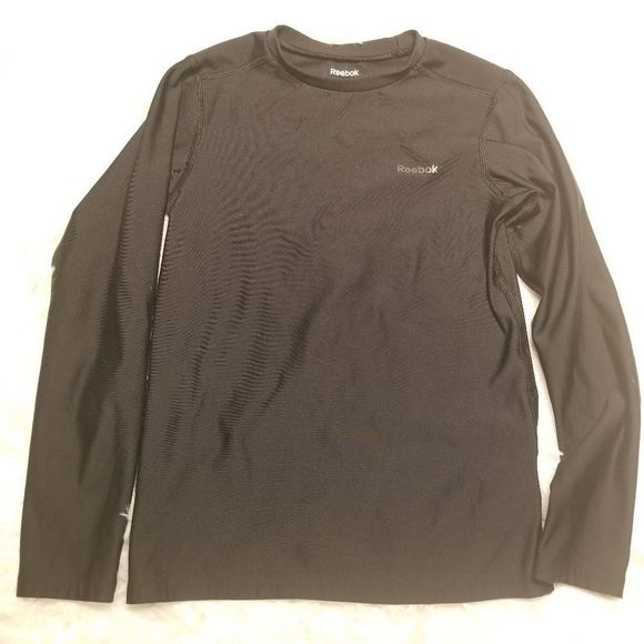 Bundle of 4 youth small sports shirts - Picture 6 of 9